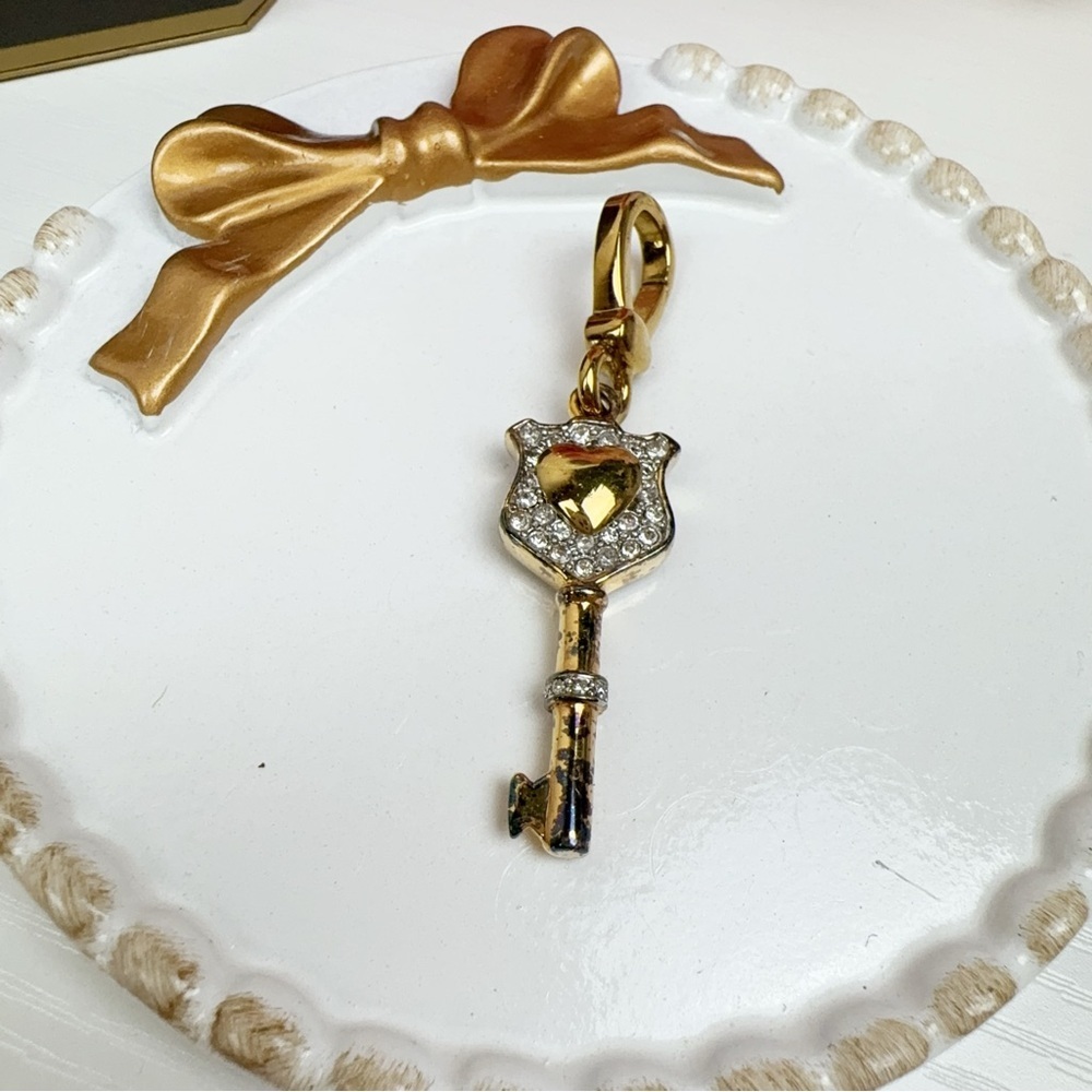 Vintage Juicy Couture Gold Tone Pave Rhinestone Key Charm 2.25in - Picture 5 of 9